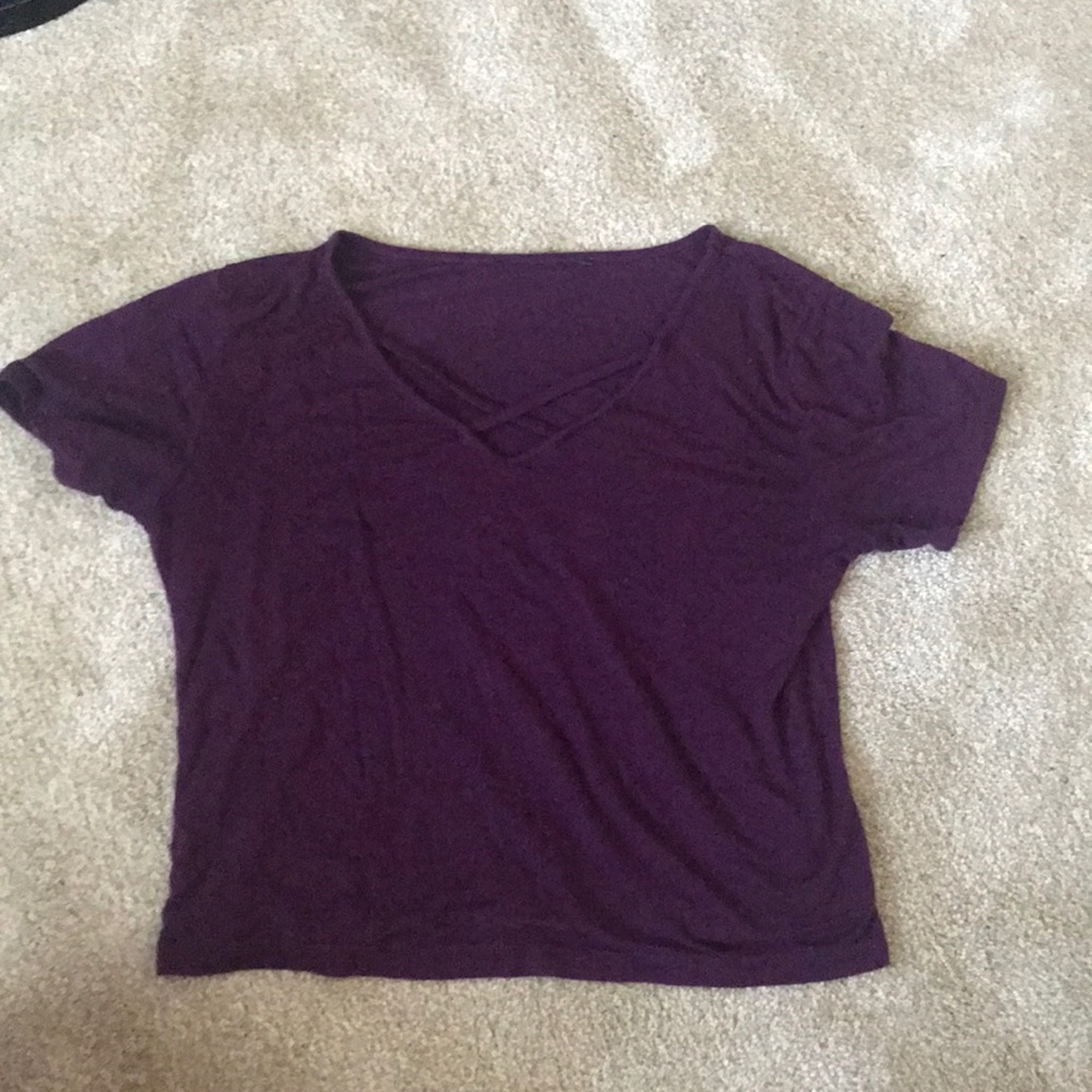 Cute cropped shirt